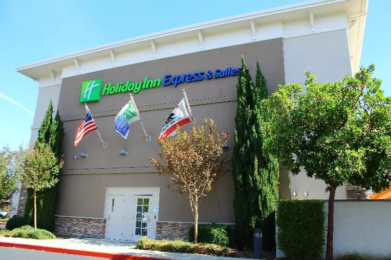 Holiday Inn Express Hotel & Suites Napa Valley American Canyon, An Ihg