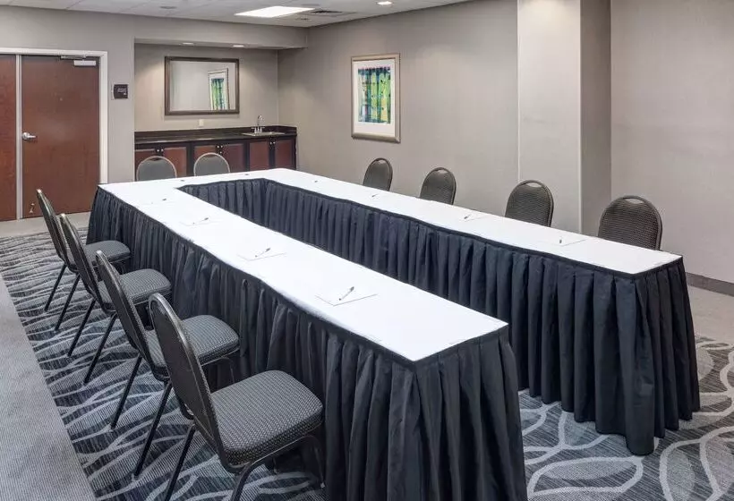 هتل Homewood Suites By Hilton Huntsvillevillage Of Providence