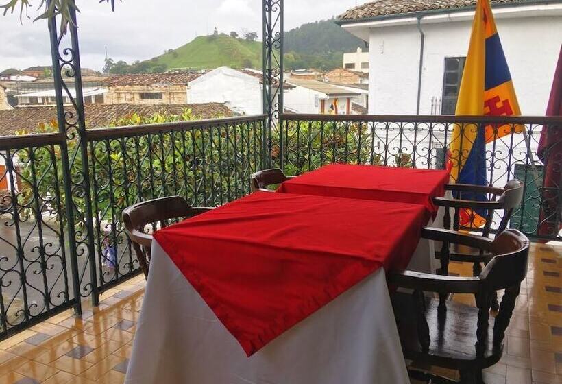 בית מלון כפרי La Herreria Colonial