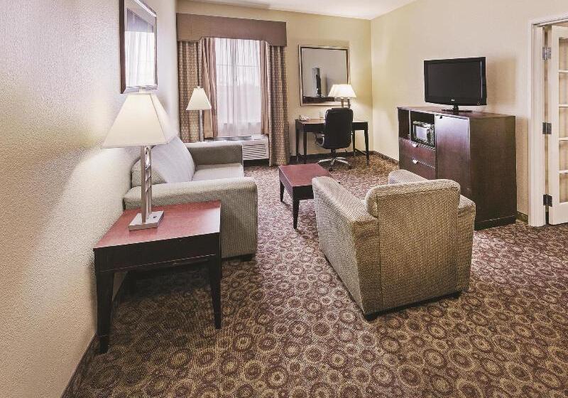 בית מלון כפרי La Quinta By Wyndham Dfw Airport West   Bedford