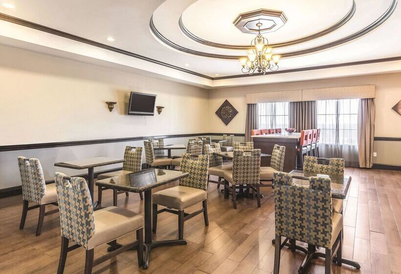 בית מלון כפרי La Quinta By Wyndham Fort Worth   Lake Worth