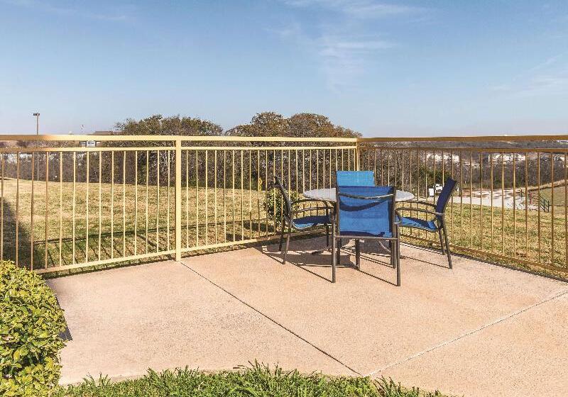 בית מלון כפרי La Quinta By Wyndham Fort Worth   Lake Worth