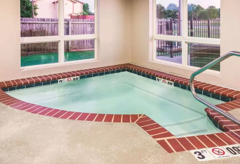 호텔 La Quinta By Wyndham Russellville