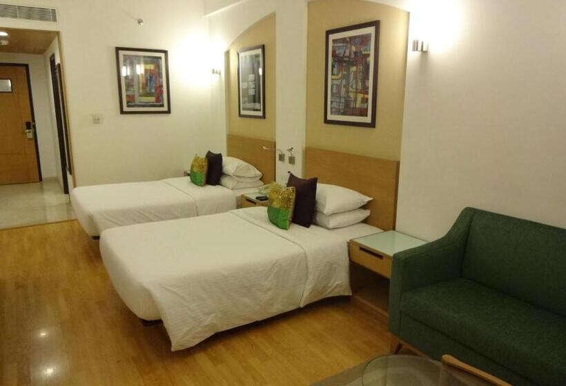 호텔 Lemon Tree Premier  Hitec City  Hyderabad