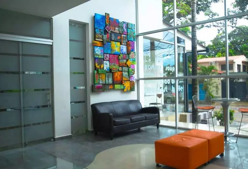 هتل Lp Santa Cruz Centro