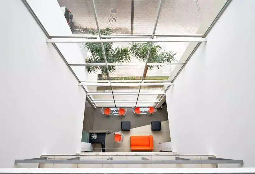 هتل Lp Santa Cruz Centro