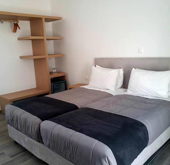 בית מלון כפרי Okeanis Beach