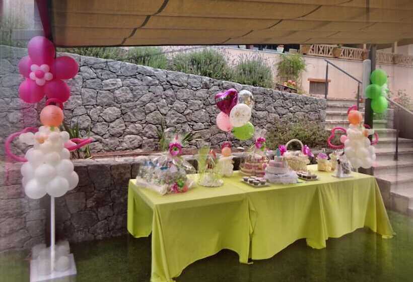 فندق ريفى Rural El Mondalon