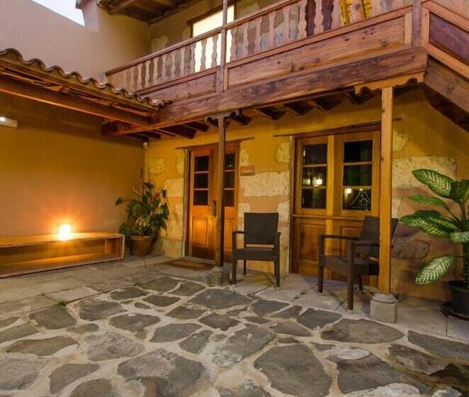 فندق ريفى Rural El Mondalon