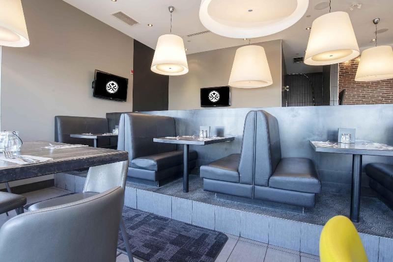 호텔 Sandman Signature Prince George