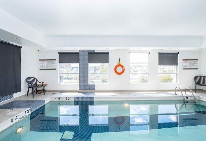 호텔 Sandman Signature Prince George