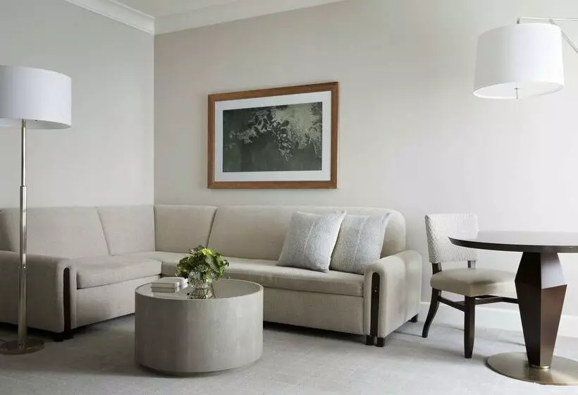 בית מלון כפרי Waldorf Astoria Atlanta Buckhead