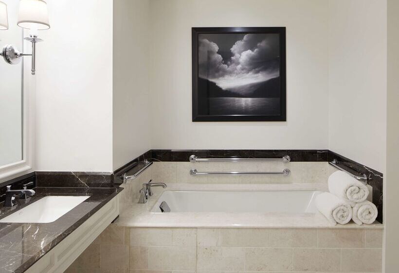 فندق Waldorf Astoria Atlanta Buckhead