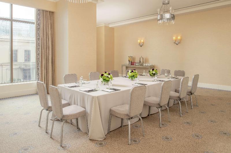 فندق Waldorf Astoria Atlanta Buckhead