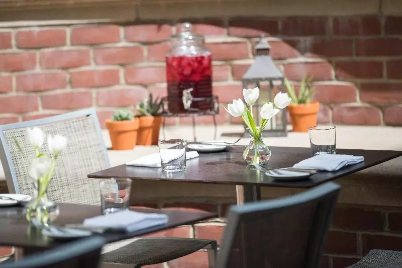 Archer Hotel Old Town Alexandria