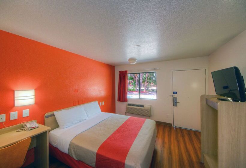 Motel 6 Bradenton, Fl