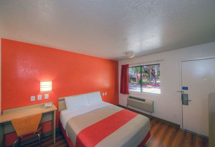 Motel 6 Bradenton, Fl