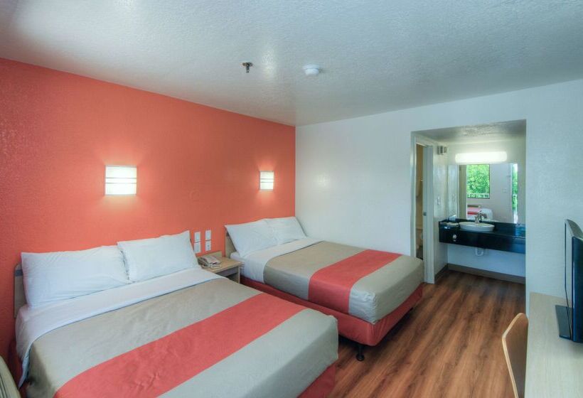 Motel 6 Bradenton, Fl