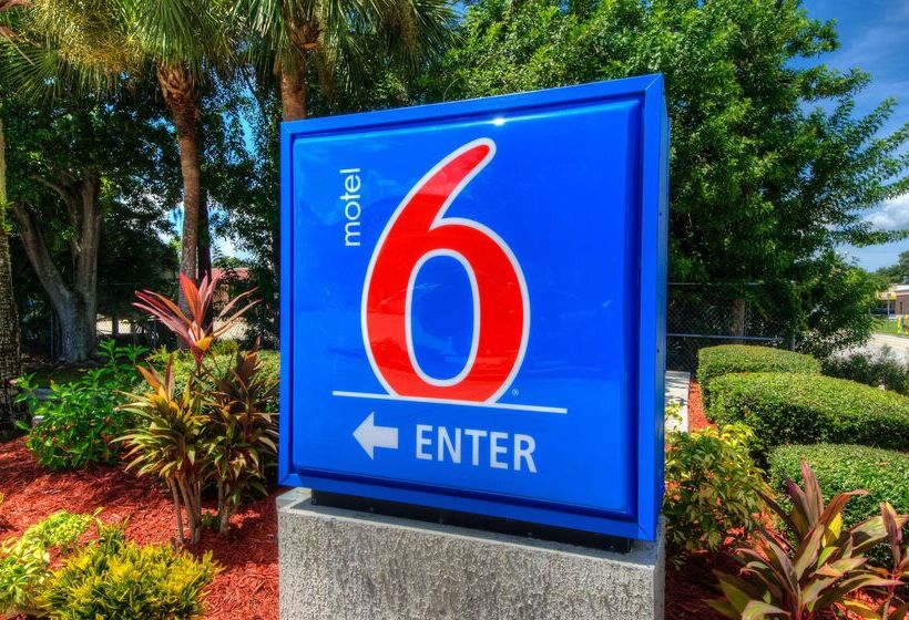 Motel 6 Bradenton, Fl