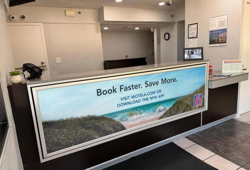 Motel 6 Bradenton, Fl