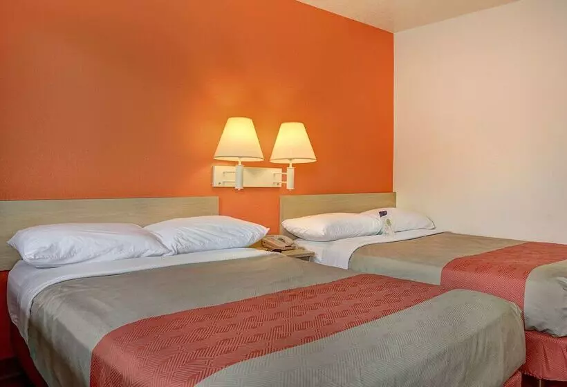 Motel 6 Portland, Or  Central