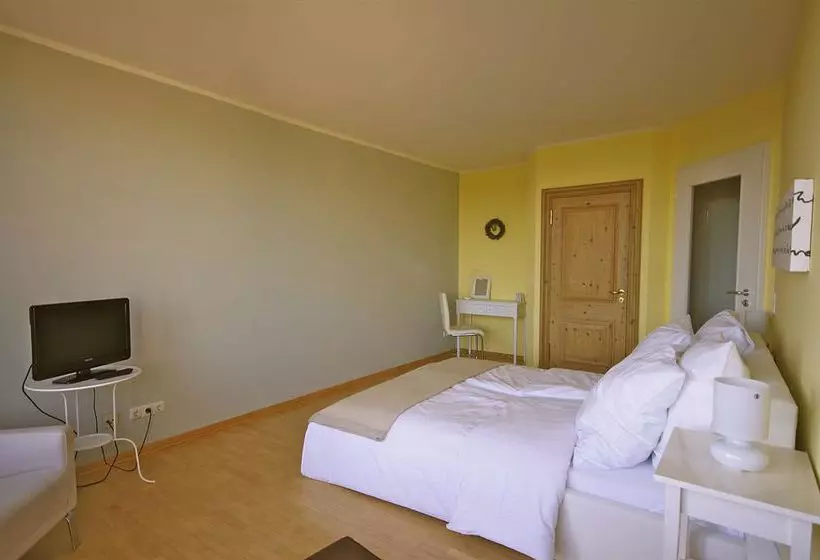 Berlin Apartment 1
