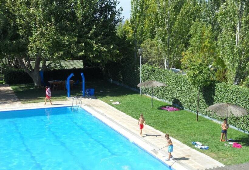 Camping Fuente De Piedra