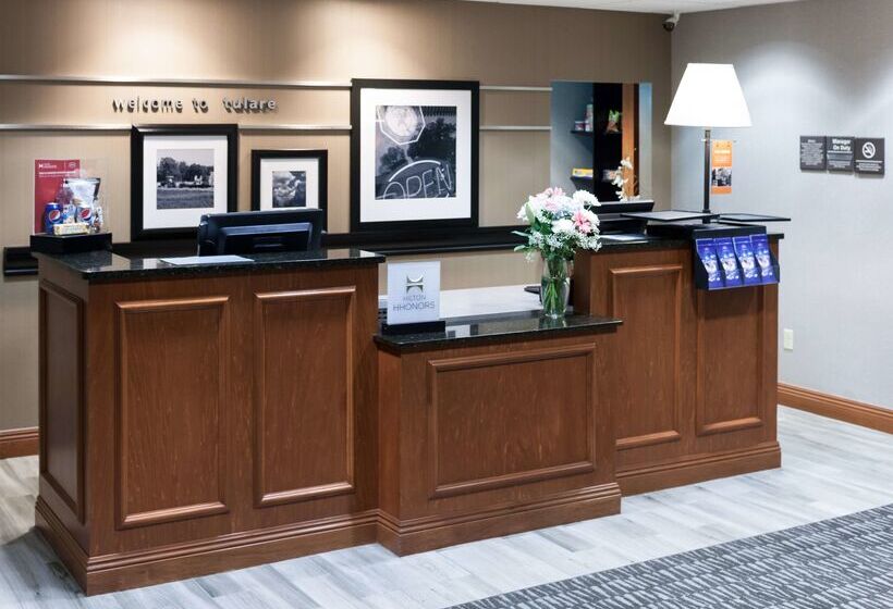 Hampton Inn & Suites Tulare