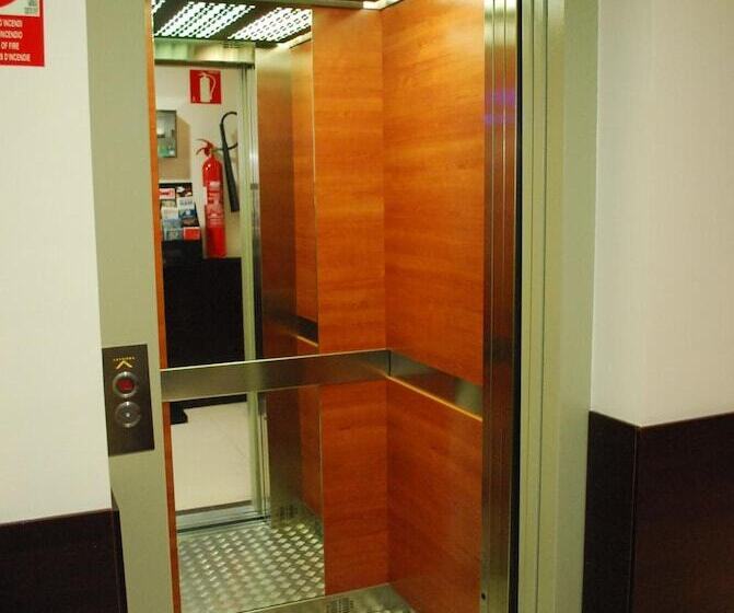 Hostal Las Flores Ramblas