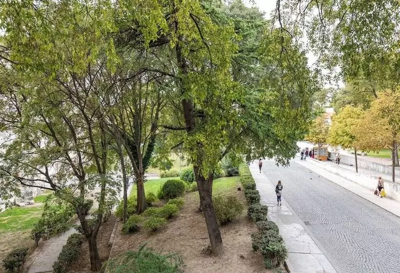 Hostal Pellegrini Luxury Rooms