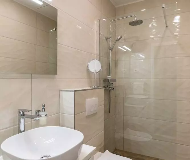 Hostal Pellegrini Luxury Rooms