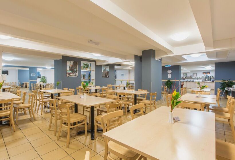 בית מלון כפרי a&o Dortmund Hauptbahnhof