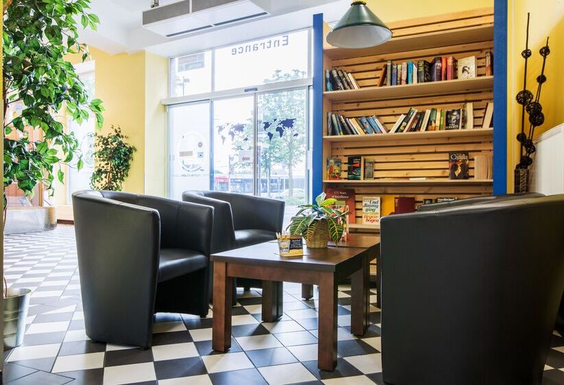 בית מלון כפרי a&o Dortmund Hauptbahnhof