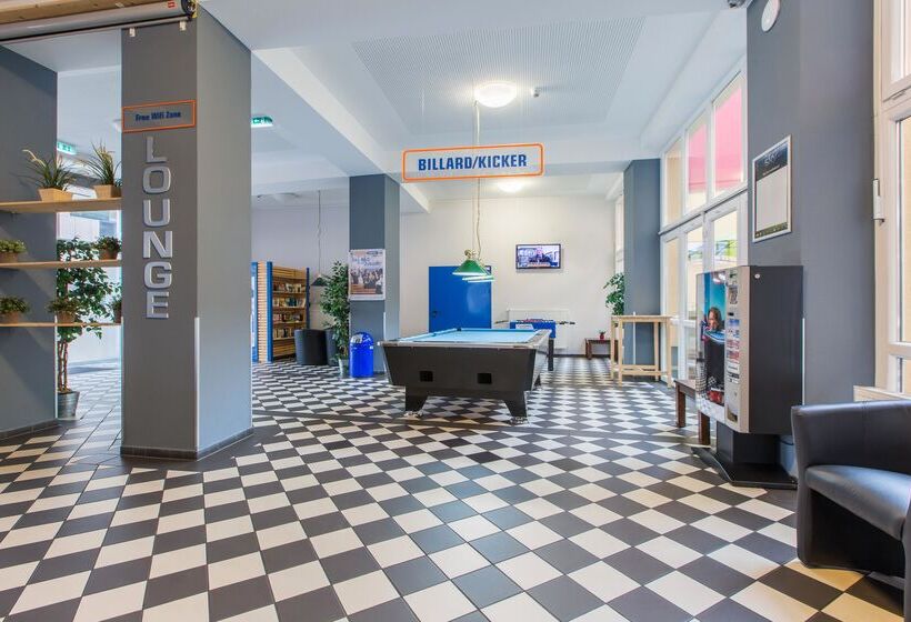 בית מלון כפרי a&o Dortmund Hauptbahnhof