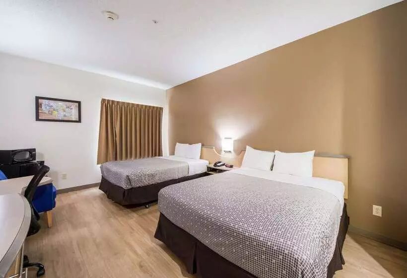 Отель Econo Lodge