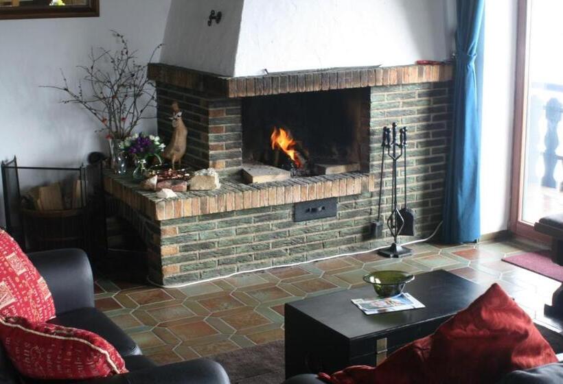 فندق Gästehaus Am Berg