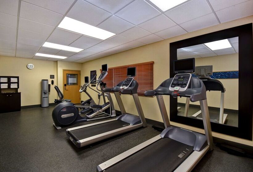 酒店 Hampton Inn Rutland