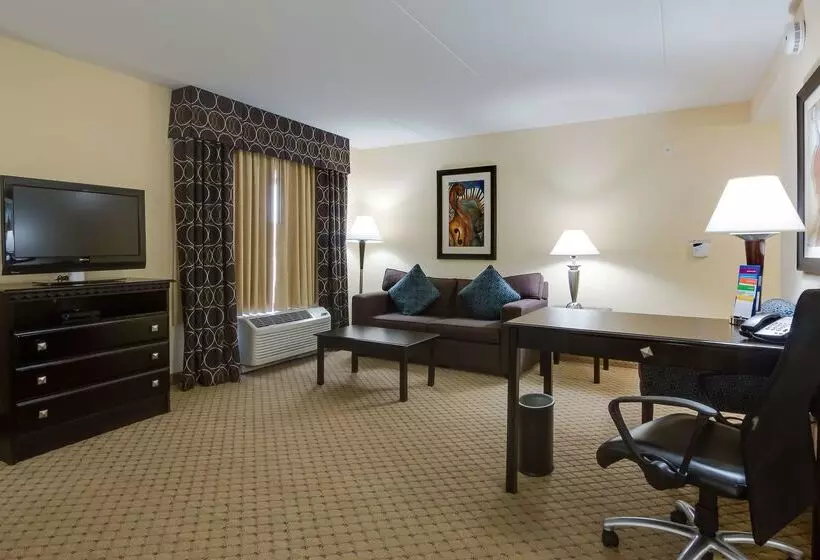 Отель Hampton Inn & Suites Mt. Juliet