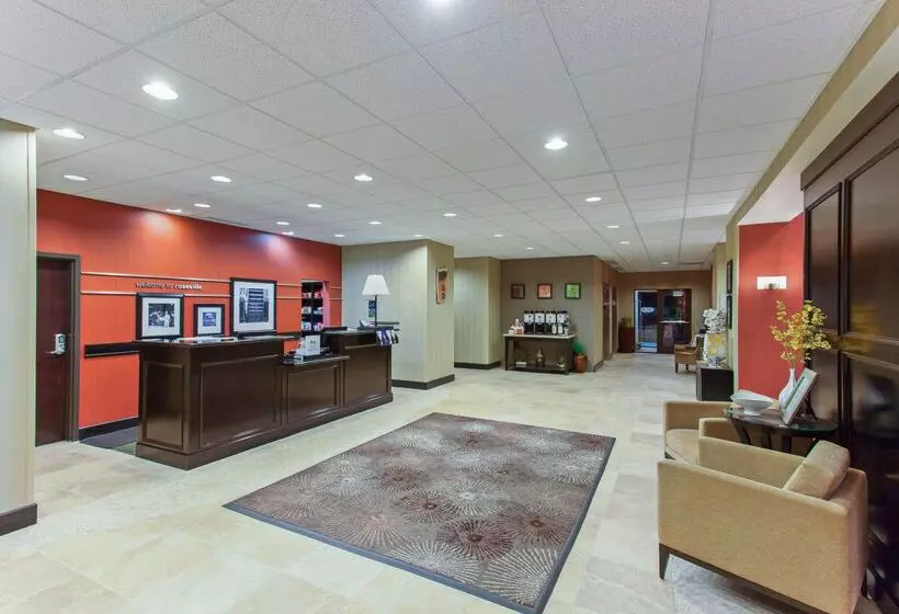 호텔 Hampton Inn & Suites Roseville