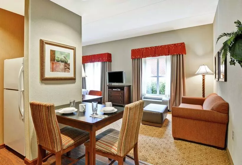 Отель Homewood Suites Fredericksburg