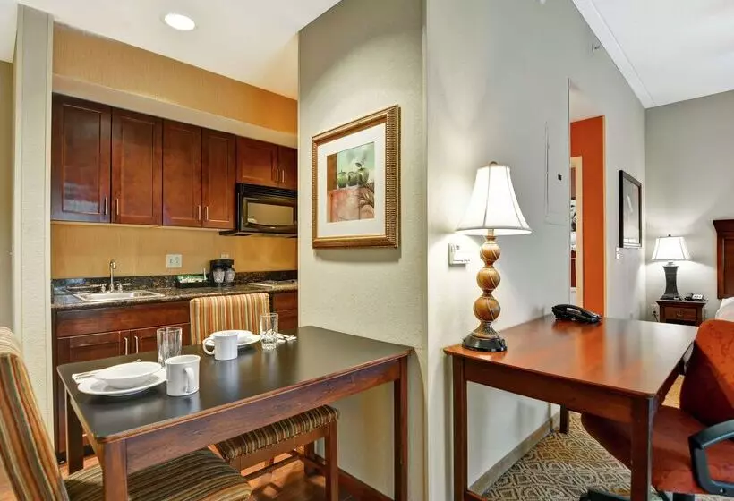 Отель Homewood Suites Fredericksburg