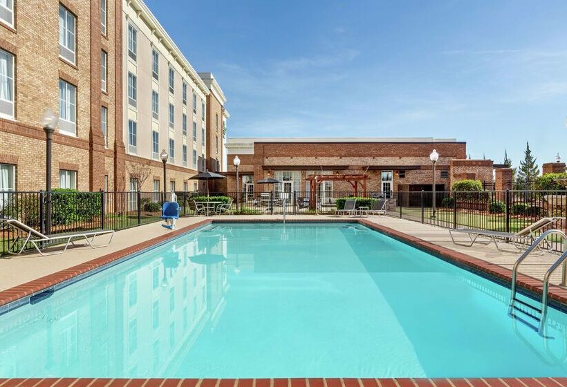 فندق Homewood Suites By Hilton Maconnorth