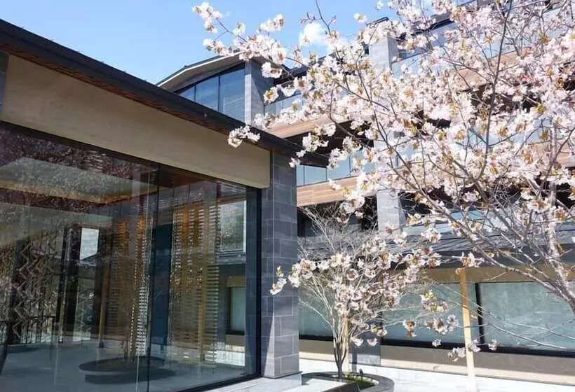 בית מלון כפרי Kyukamura Shikotsuko