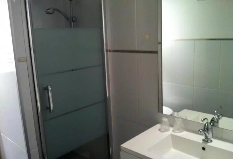 فندق L'Eau Des Collines