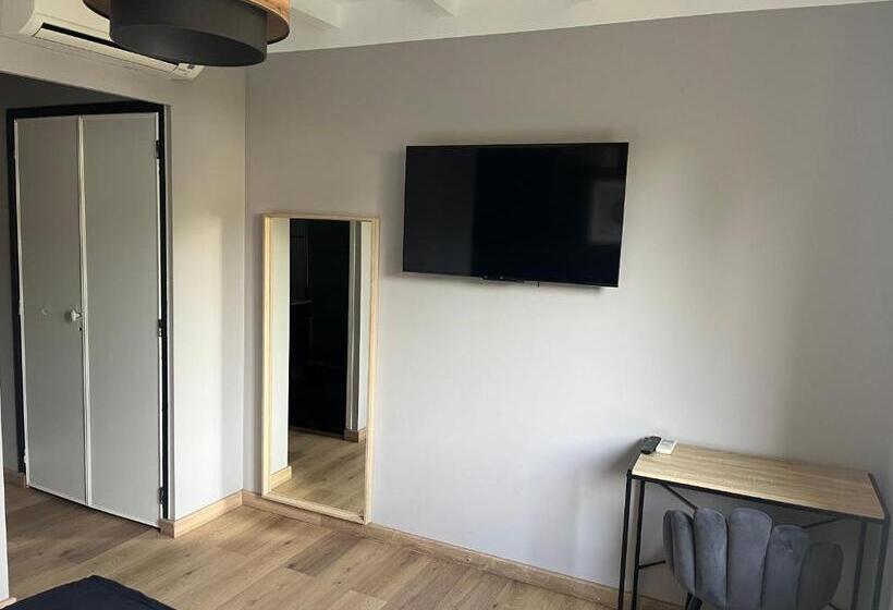 호텔 L'Eau Des Collines