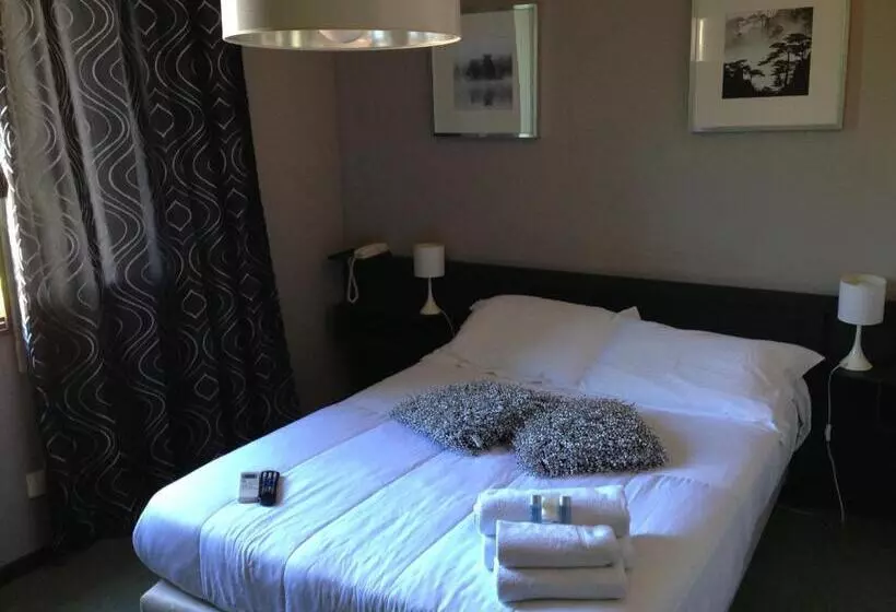 فندق L'Eau Des Collines