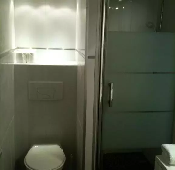 فندق L'Eau Des Collines