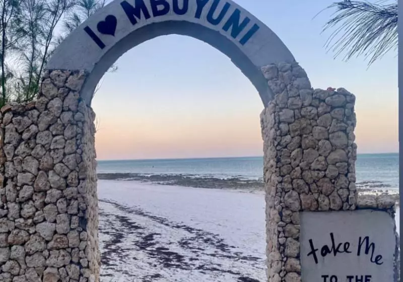 فندق Mbuyuni Beach Village