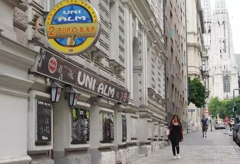ホテル Pension Liechtenstein