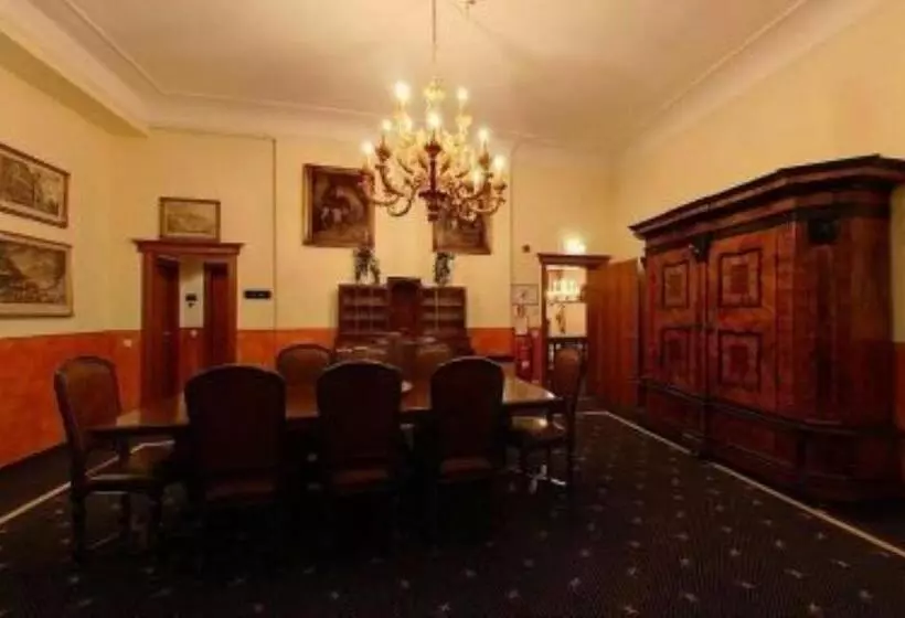 Schlosshotel Grünwald